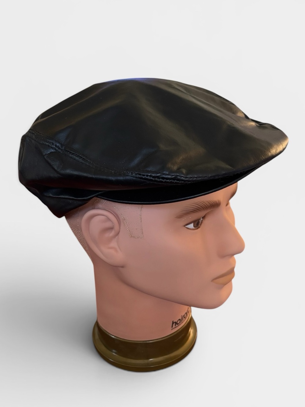 Seifter Associates Men’s Black Leather Newsboy Bookie Flat Cap Hat